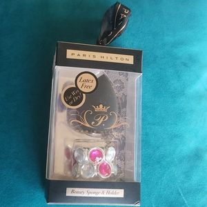 Paris Hilton Sponge & Holder